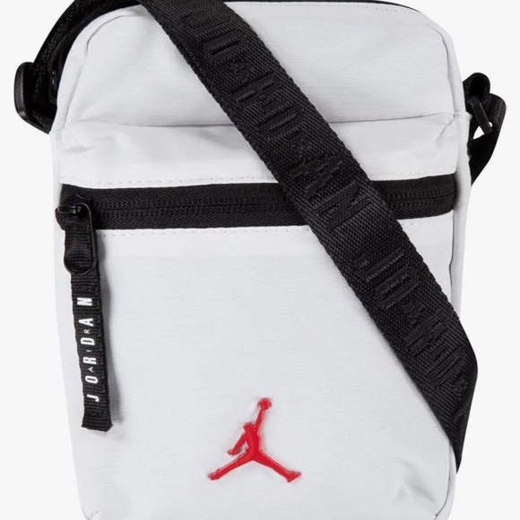 Jordan small bag - Picture 1 of 3